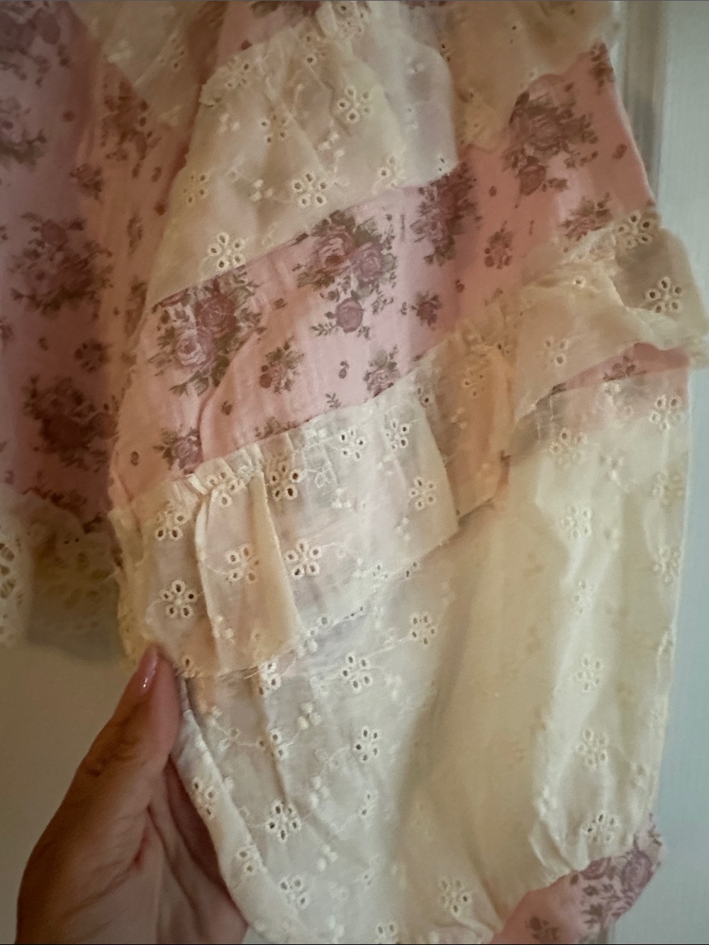 POL XS Pink Floral Lace Ruffle Blouse with Cream Trim NWOT - Picture 6 of 9